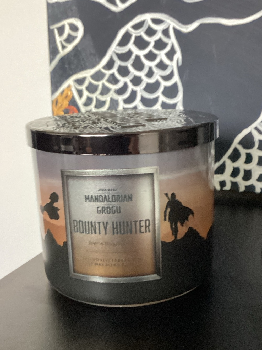 Bath and Body Works Bounty Hunter 3 wick candle - Picture 1 of 3